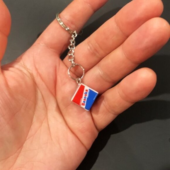 azooka Bubblegum Pack Keychain – Pop of Nostalgia - Picture 6 of 8